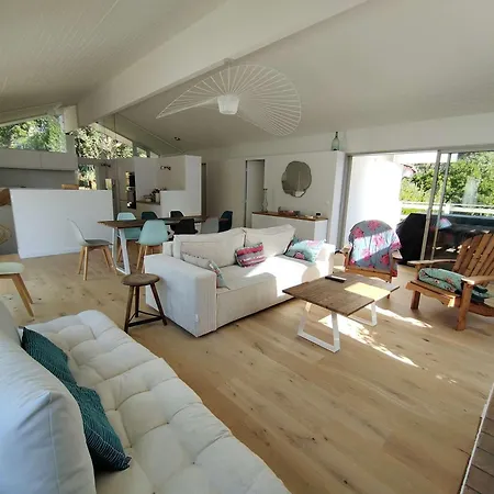Villa Magnifique Lumineuse Renovee Avec Piscine Chauffee, Terrasses Et Jardin - Fr-1-736-3 *